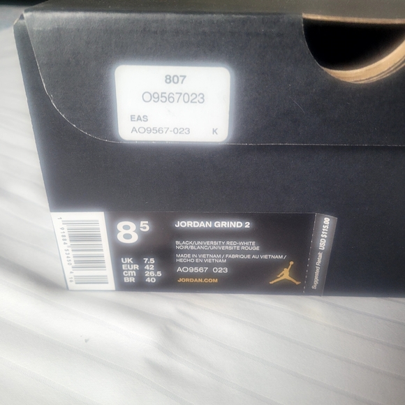 Sneakers - Picture 2 of 3